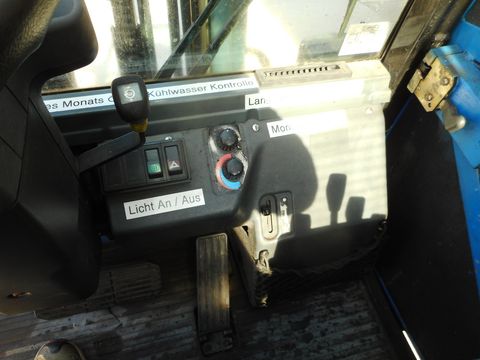 5228-5e9547e5b25bd2e420d4ba785d02f7b8-5744247