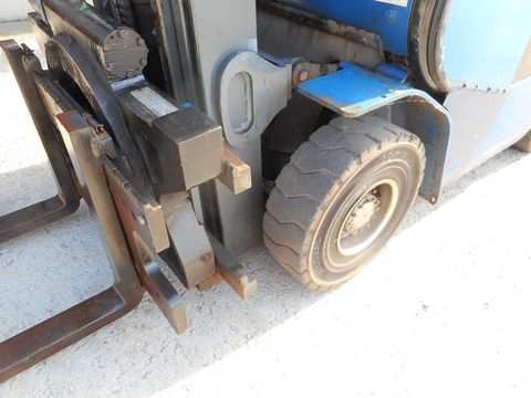 5228-5e9547e5b25bd2e420d4ba785d02f7b8-5744247