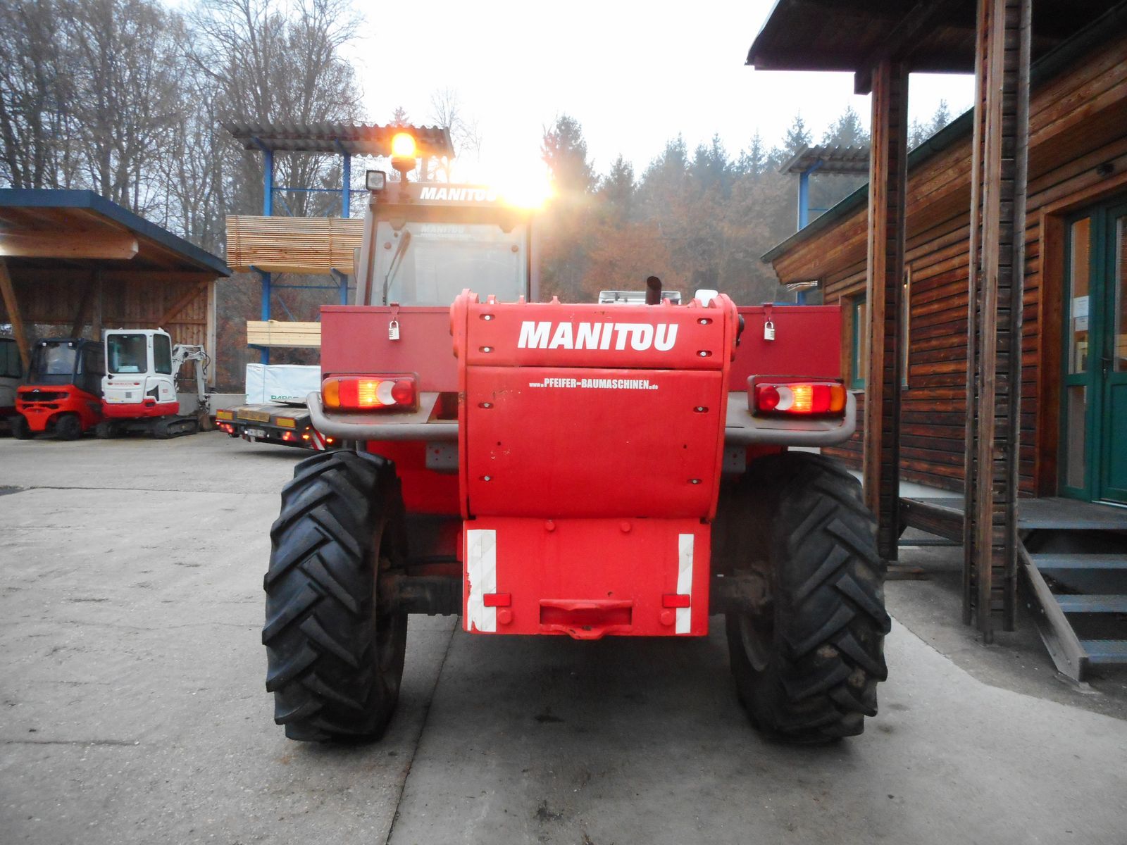 Manitou MT1233S SerieII ( 12m 3,3t ) Schaufel Gabel Rese 3