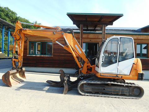 Neuson 8002RD ( 7.900kg ) hydr. SW + Verstellausleger 