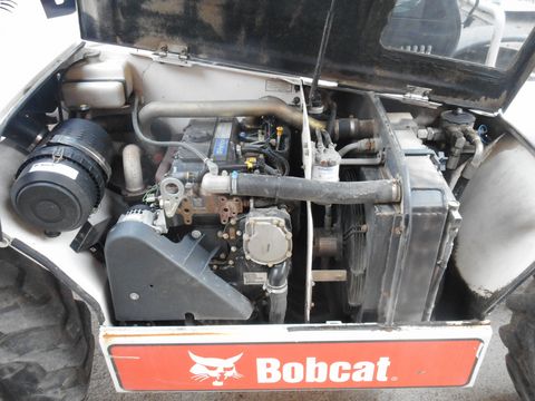 Bobcat T40140 ( 4t - 14m ) 