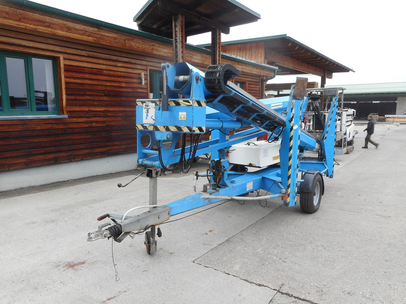 Niftylift 170 HE Anhängerbühne 17m - nur 2.000 KG Eigengew 2