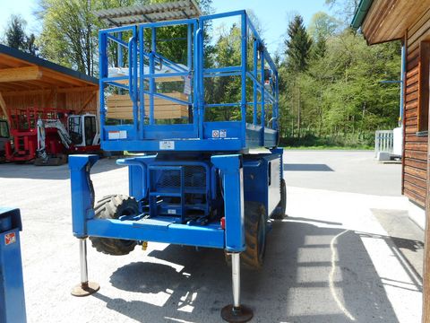 Sky Jack SJ6826RT Diesel Allrad Scherenbühne 9,9m