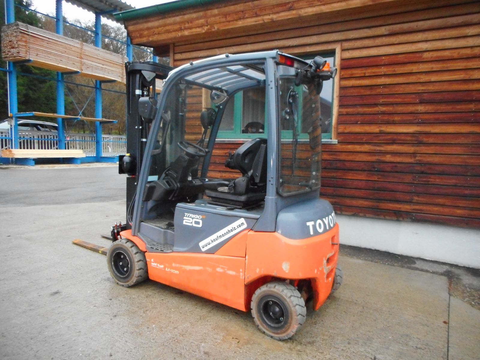 Toyota 8FBM20Z Triplex 4,7m + 3. u. 4. Kreis bis Gabelt 2