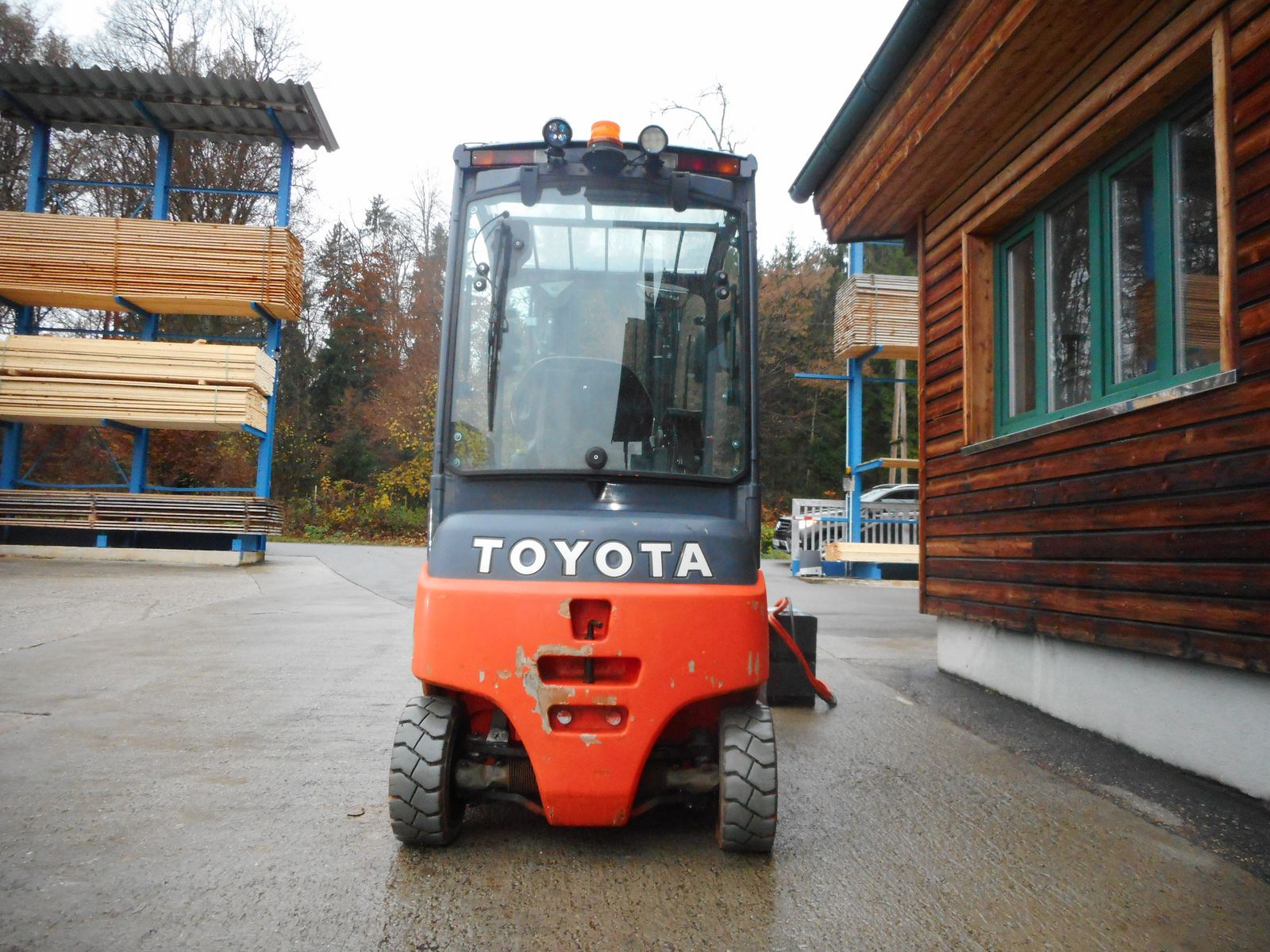 Toyota 8FBM20Z Triplex 4,7m + 3. u. 4. Kreis bis Gabelt 3