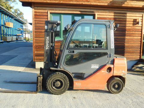 Toyota 02-8FDF25 Triplex + SS + ZV + Kabine