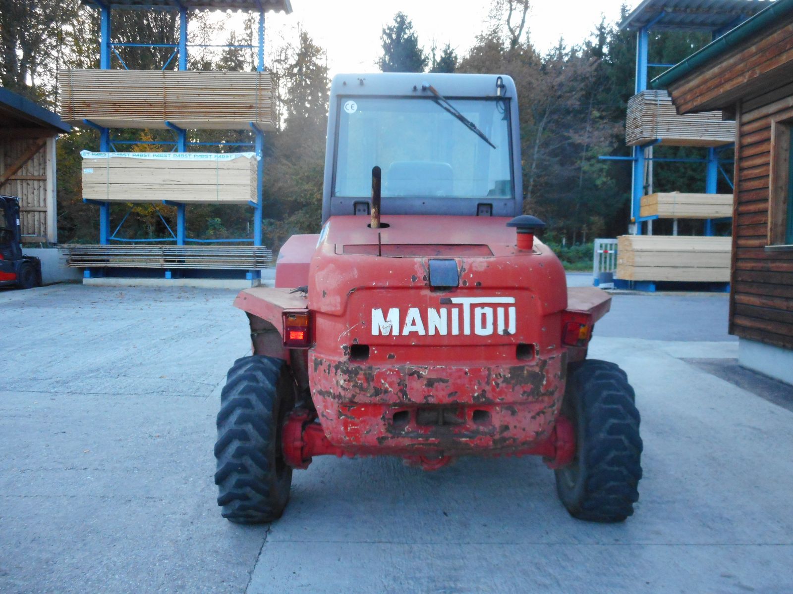 Manitou M30-4 ALLRAD Seitenschieber + Vollkabine 3