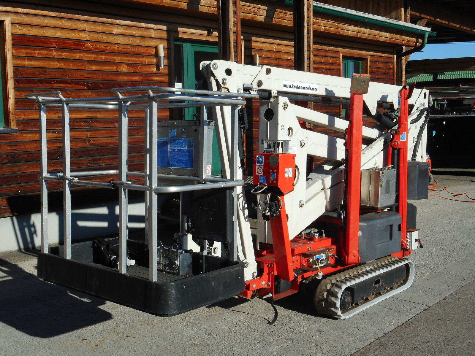 CTE Traccess 170 ( 17m ) Diesel + Elektro Raupen 2