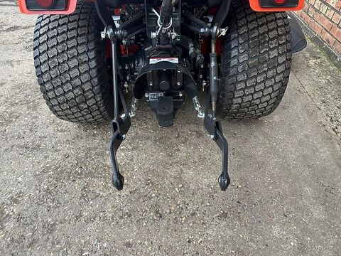 Kioti CS2520 Hydro 4-WD - AKTION Mähwerk GRATIS 3