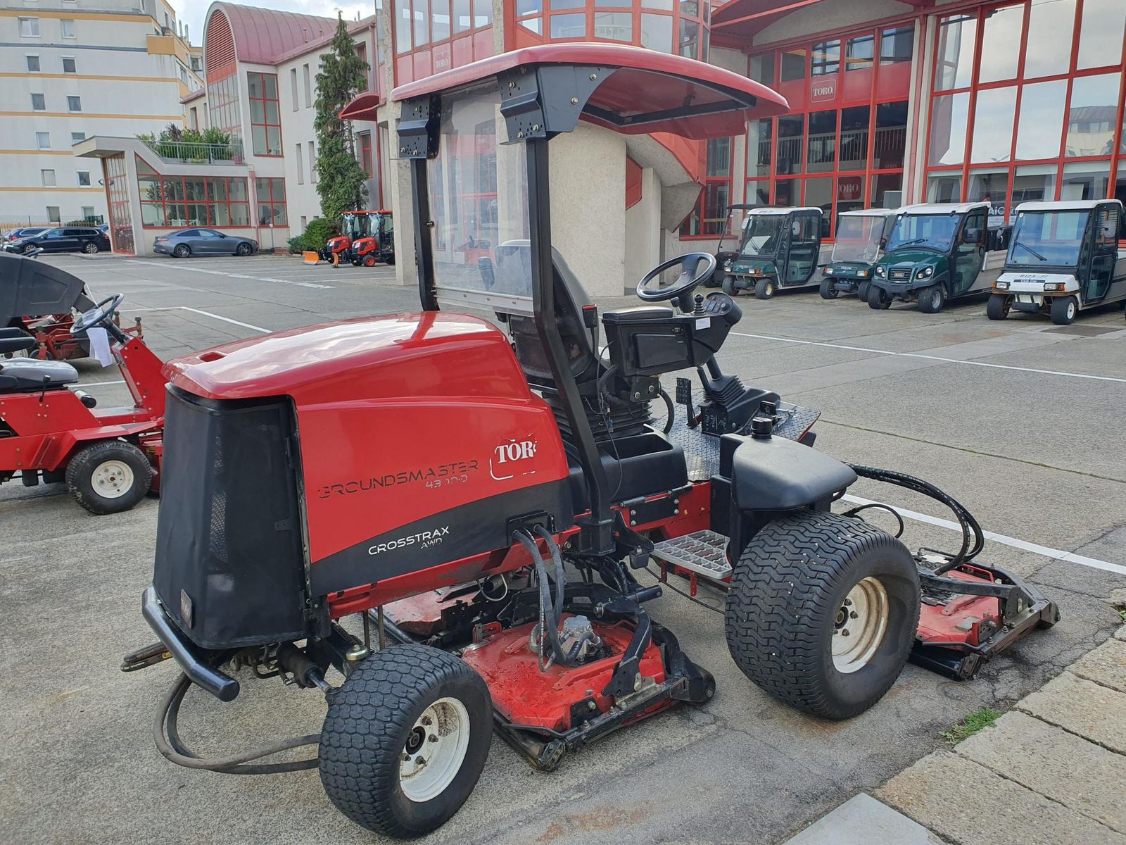Toro Groundsmaster 4300-D 4-WD 3