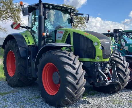<strong>CLAAS AXION 950</strong><br />