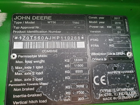 John Deere T560