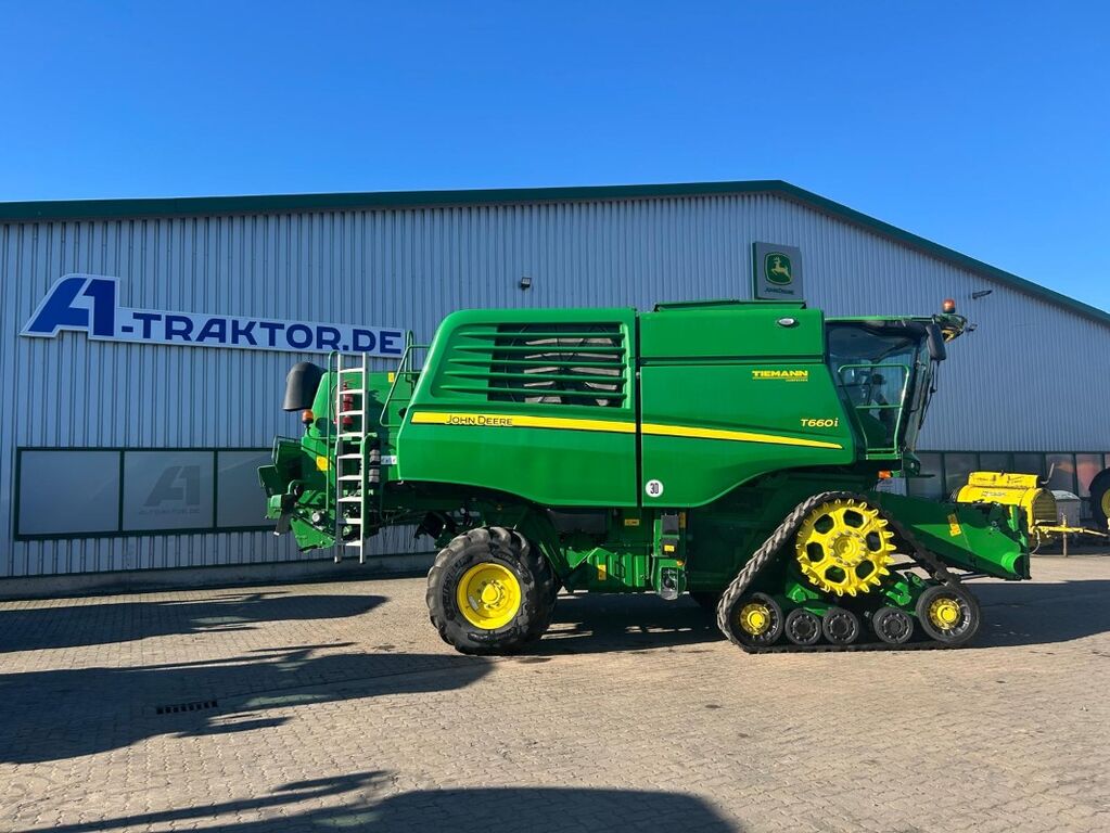 John Deere T660 2