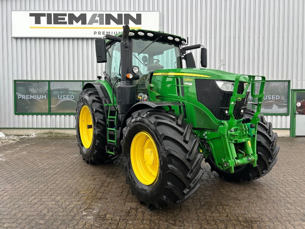 John Deere 6250R 2