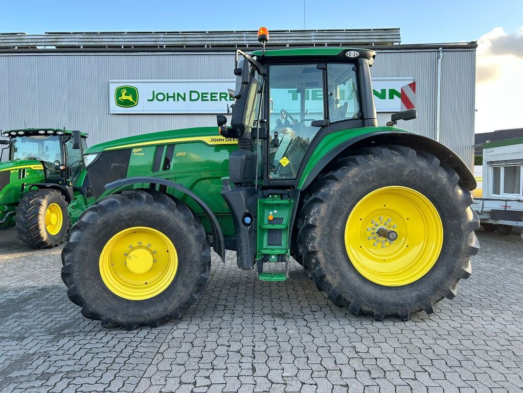 John Deere 6M 250 **MIETRÜCKLÄUFER** 3