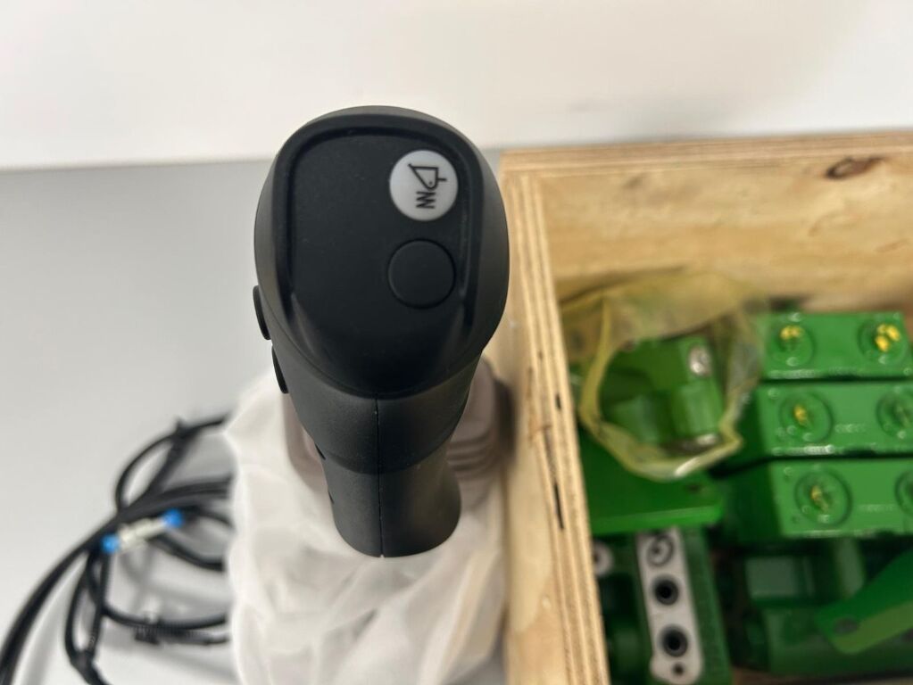 John Deere Einhebelsteuergerät mechanisch vom 6155R 2