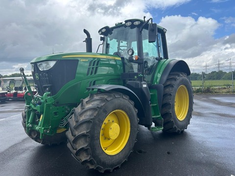 John Deere 6195M