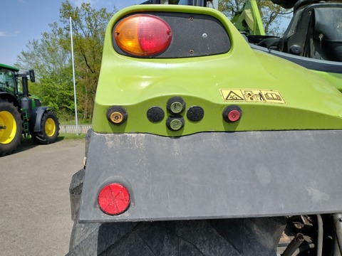 CLAAS ARION 530