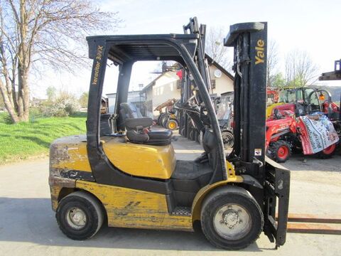 Yale GDP30VX - Triplex-Freihub 4,9m + ZINKENVERSTELLE