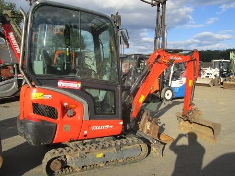 Kubota KX 019-4 mit hydraul. Schnellwechsler + 3 Löffel