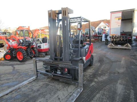 Doosan 3,5 Ton.- Triplex 5m + Zinkenversteller + SS 2