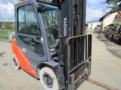 Toyota 06-8FG20F - GAS Triplex-FH 6,5m - Zinkenverstell 3