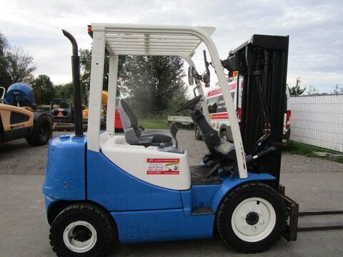 Doosan D25S-5 - Triplex-FH 4,7m + Seitenschieber