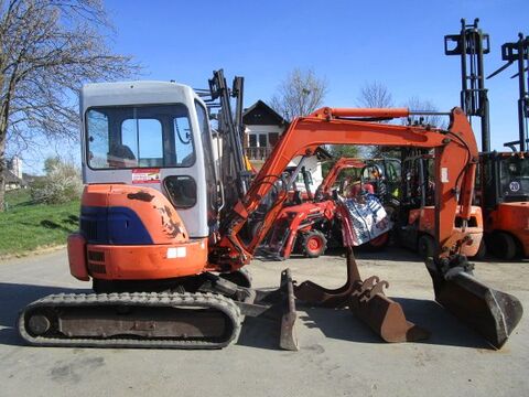 Hitachi EX36UE - Schnellwechsler + 3 Löffel