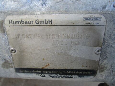 HUMBAUR Anhänger mit Rampe 3