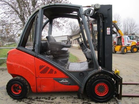 Linde H30D-02 Triplex-Freihub 4,7m Hubhöhe + Seitensch