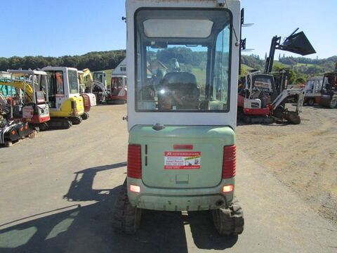 Takeuchi TB 016 - POWERTILT + Schnellwechsler + 3 Löffel 3