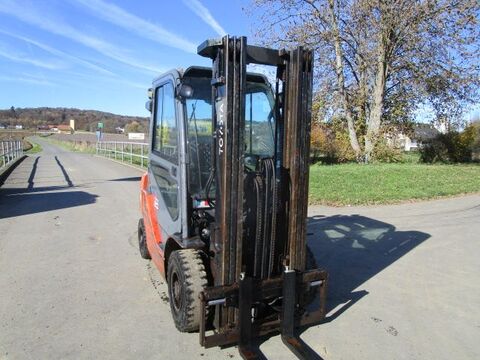 Toyota 8FDF20 - Triplex-Freihub 4,70m + Seitenschieber  3