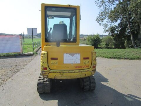 Takeuchi TB 235 - 3,6Ton.- POWERTILT + hydr. Schnellwechs 2