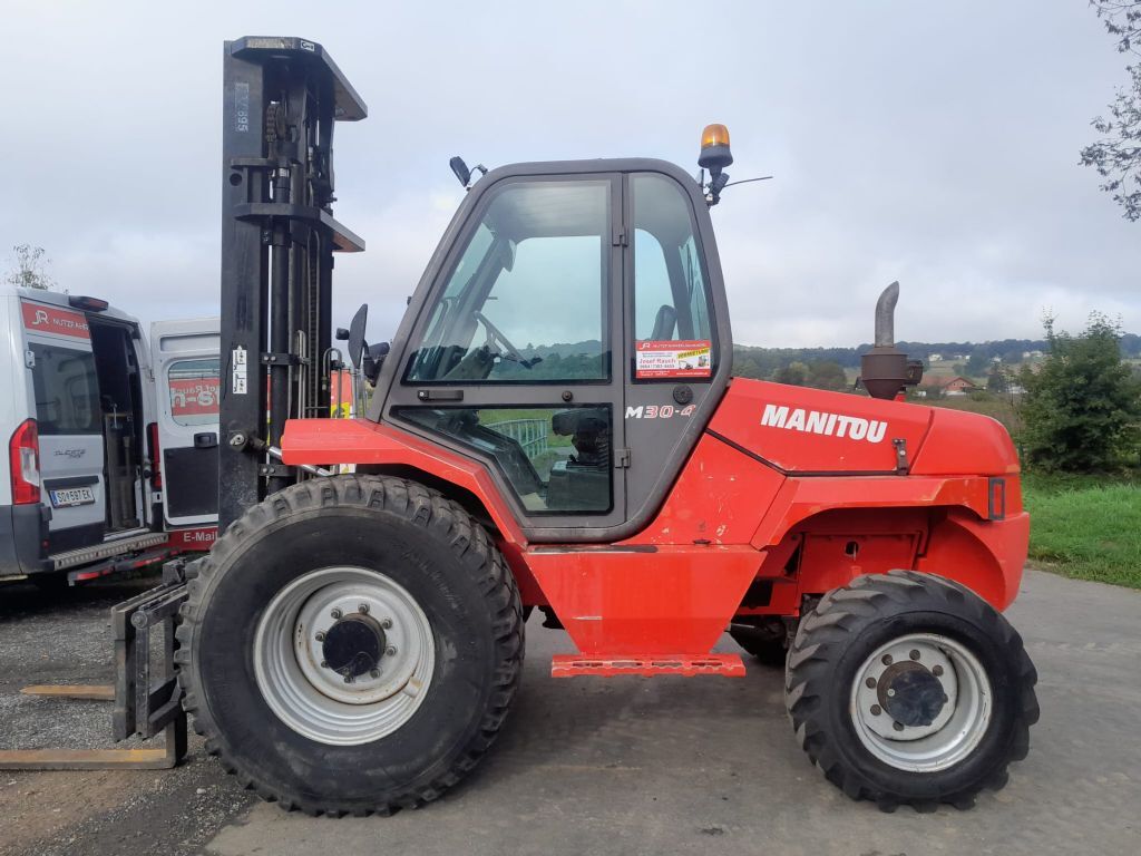 Manitou M30-4 Triplex 5,5m + 4x4 -Seitenschieber 1