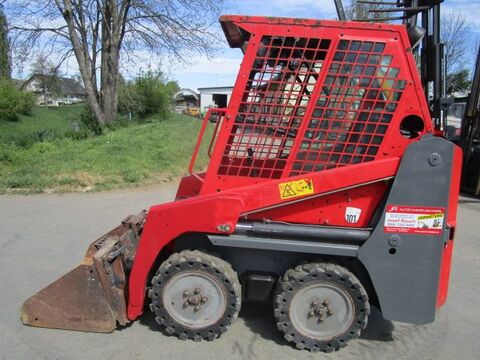 Bobcat S 70 - Kompaktlader mit Schaufel