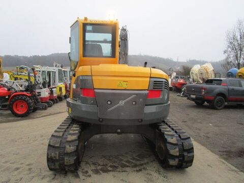 Volvo ECR88 Plus - GEEL Powertilt BJ 2023 + 3 Löffel 3