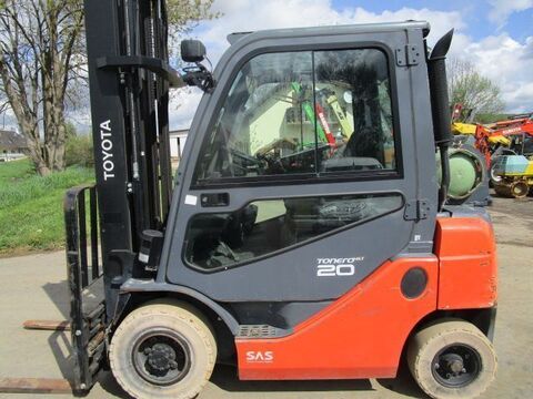 Toyota 06-8FG20F - GAS Triplex-FH 6,5m - Zinkenverstell 3