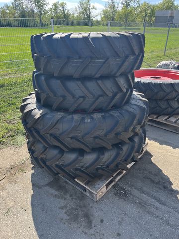 Michelin Agribib  13.6 R38 + 13.6 R24