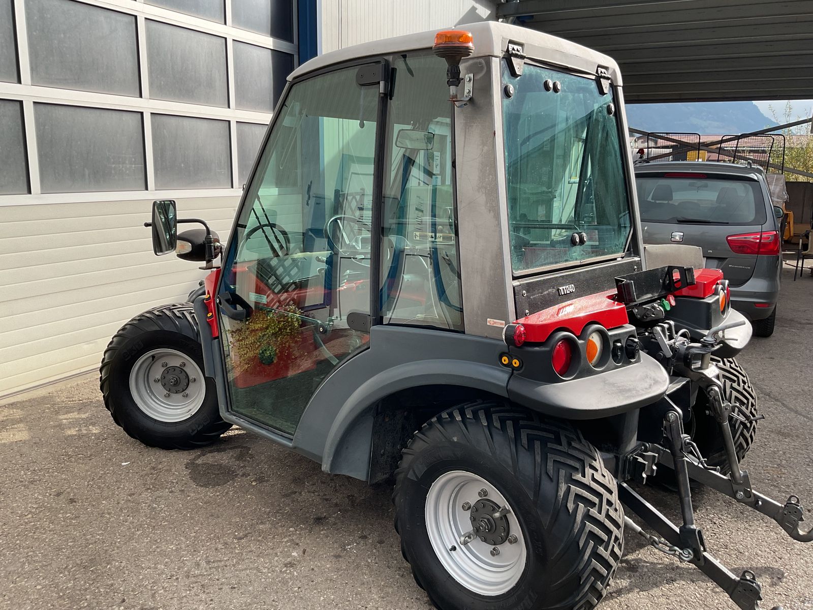 Aebi Aebi TT 240 + T-Traction 3