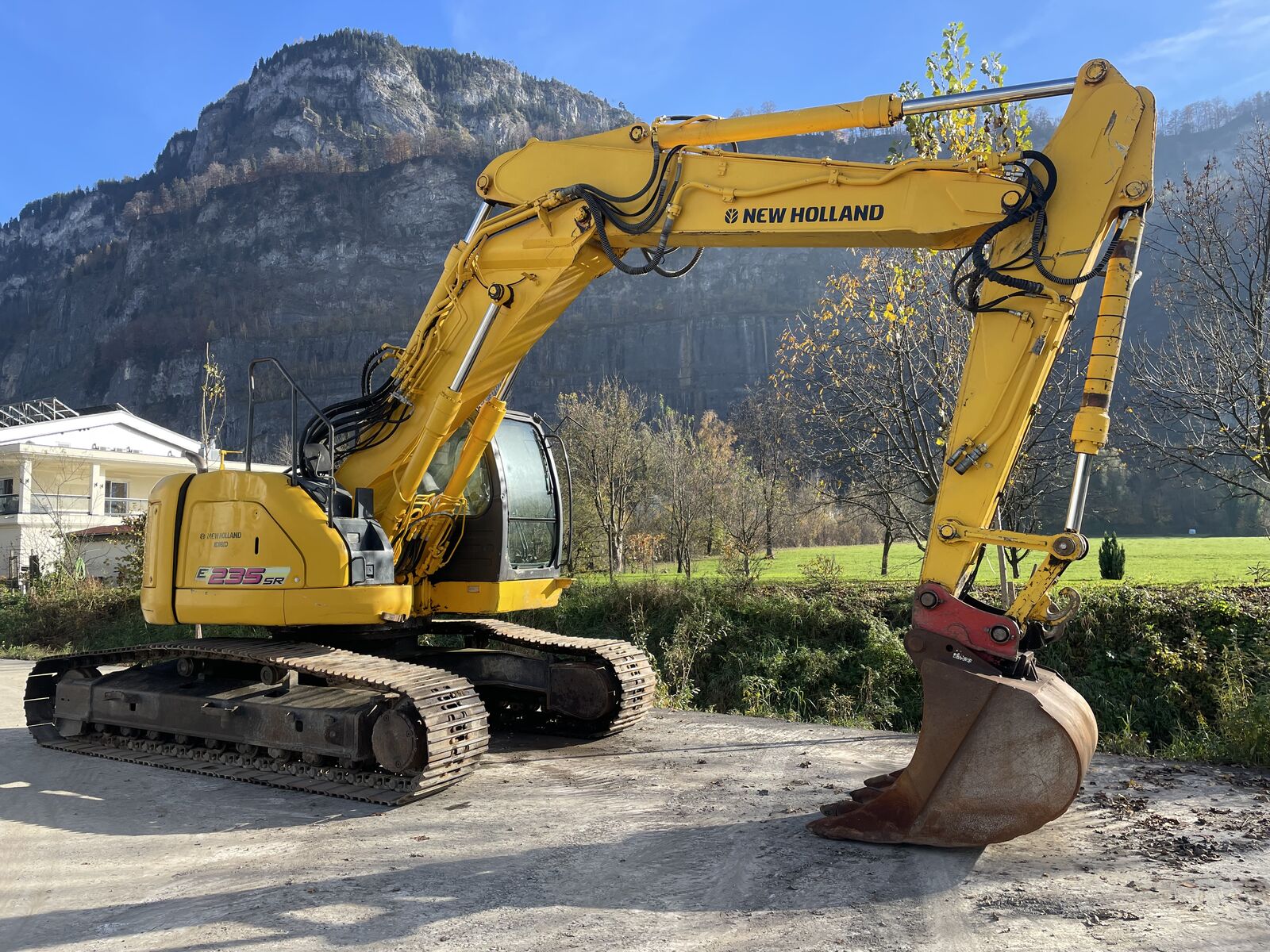 New Holland NEW HOLLAND 2