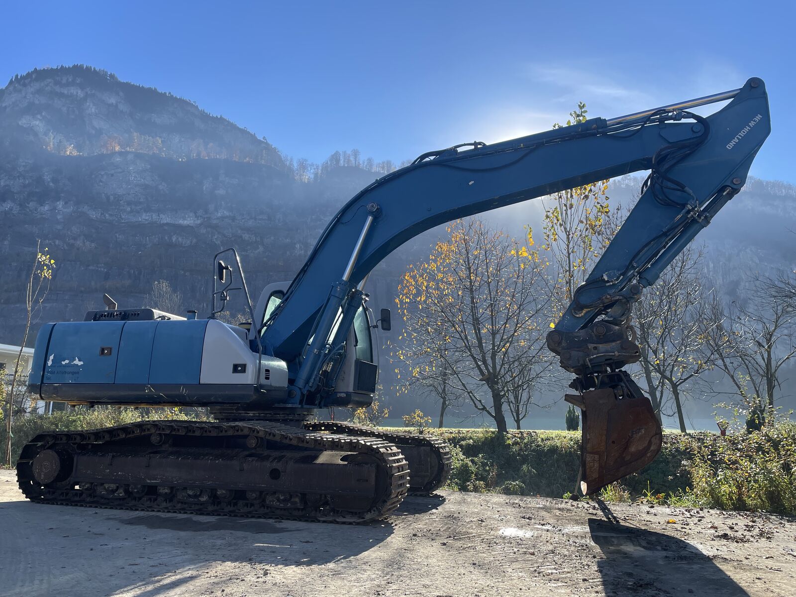 New Holland NEW HOLLAND 2