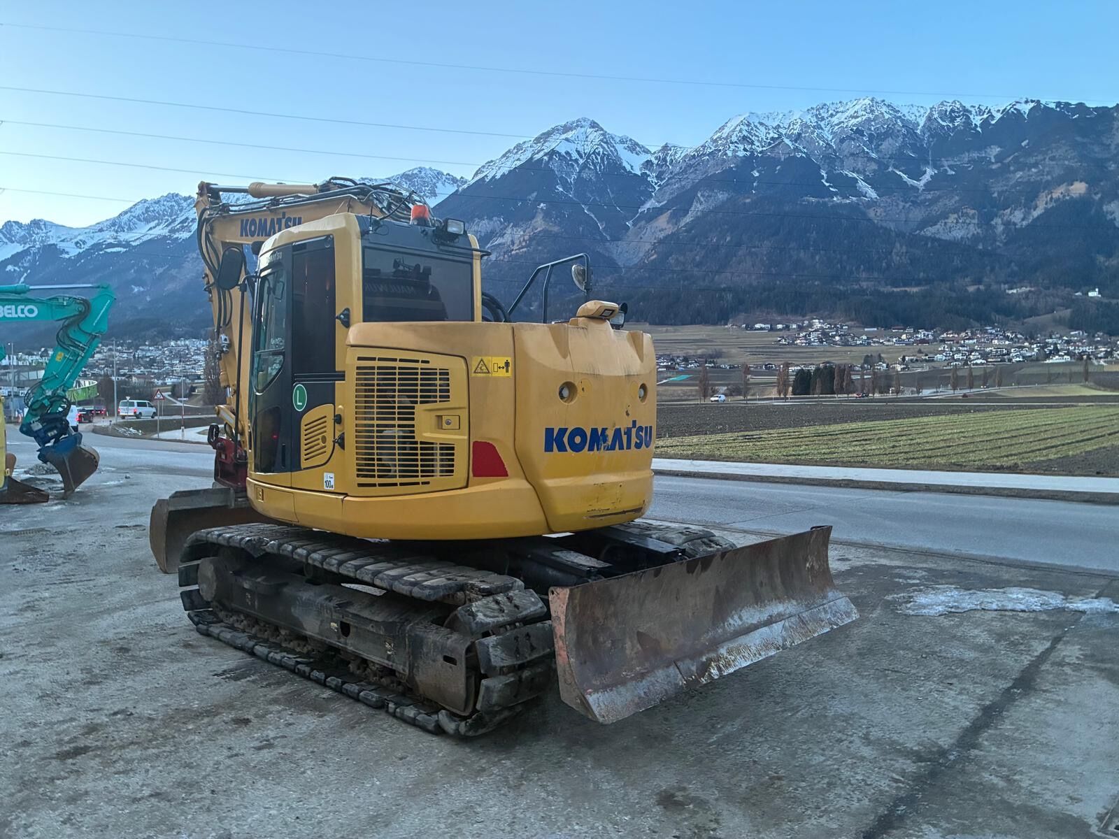 Komatsu PC138US-8 2