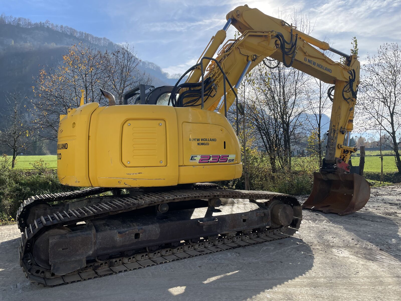 New Holland NEW HOLLAND 3