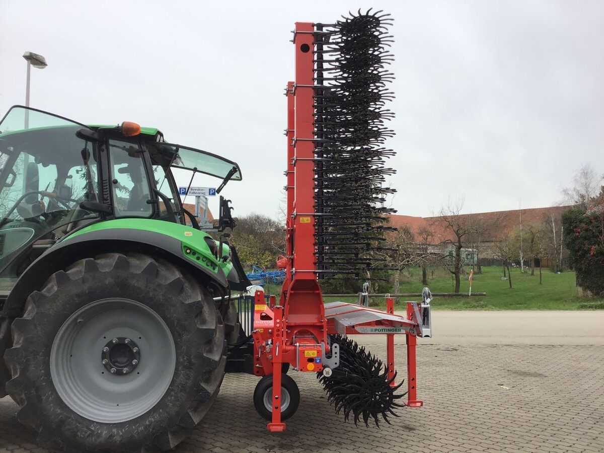 Pöttinger ROTOCARE V 8000 3