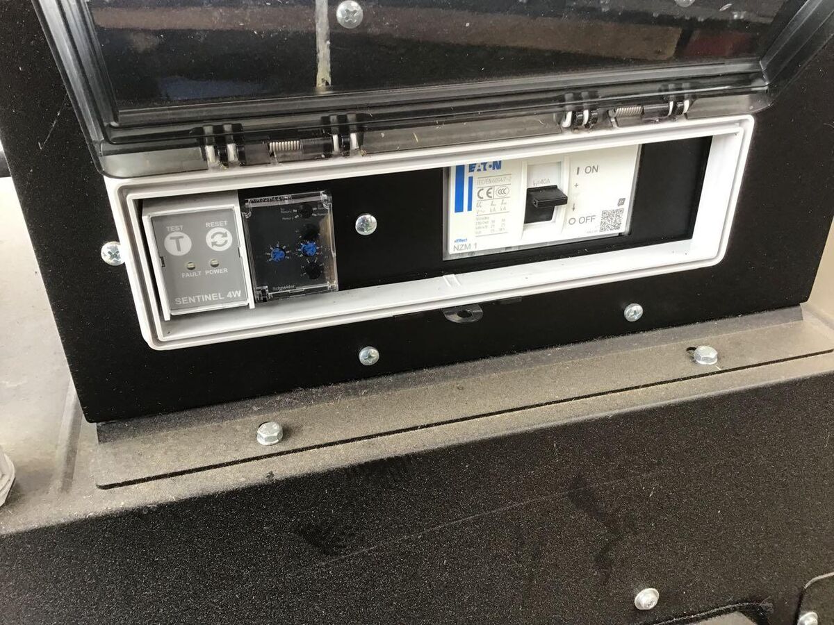 TG 30/15 IP 44 AVR 3