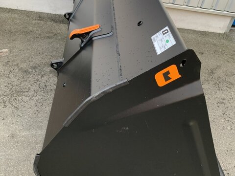 Quicke Frontladerschaufel GM 215 2