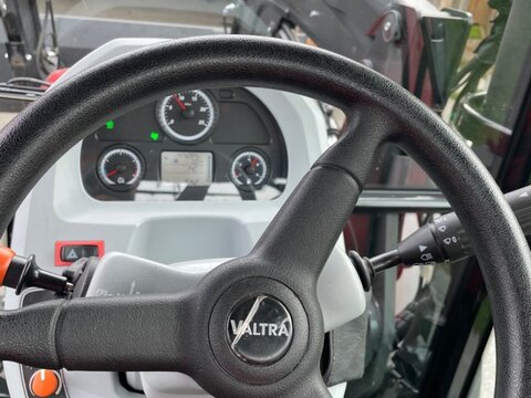 Valtra A85 3