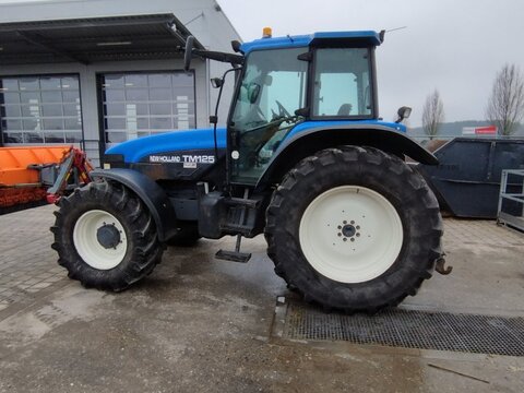 New Holland TM 125