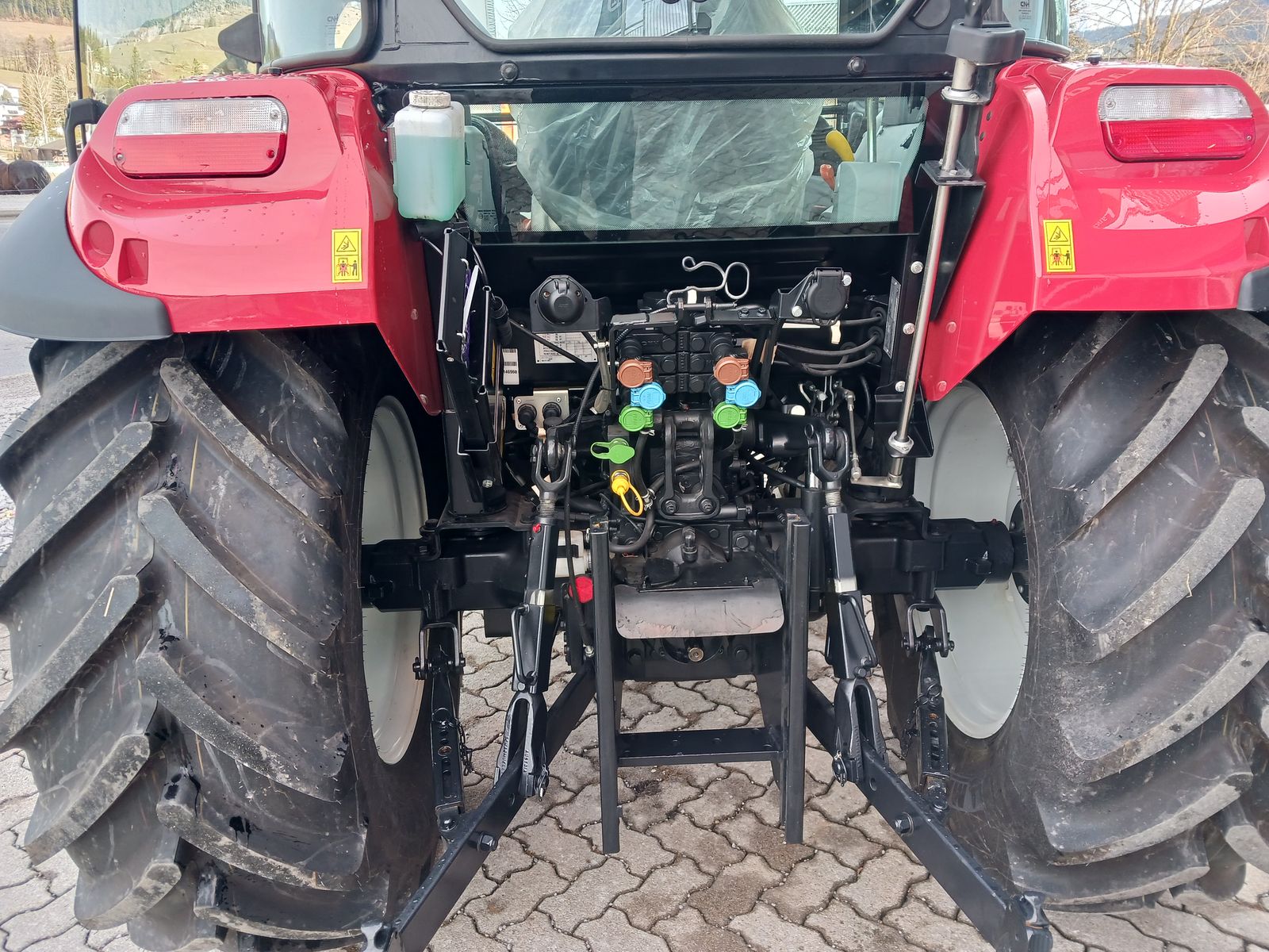 Steyr 4075 Kompakt S (Stage V) 3