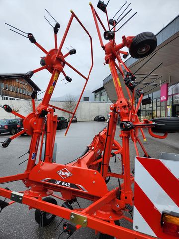 Kuhn GF 642